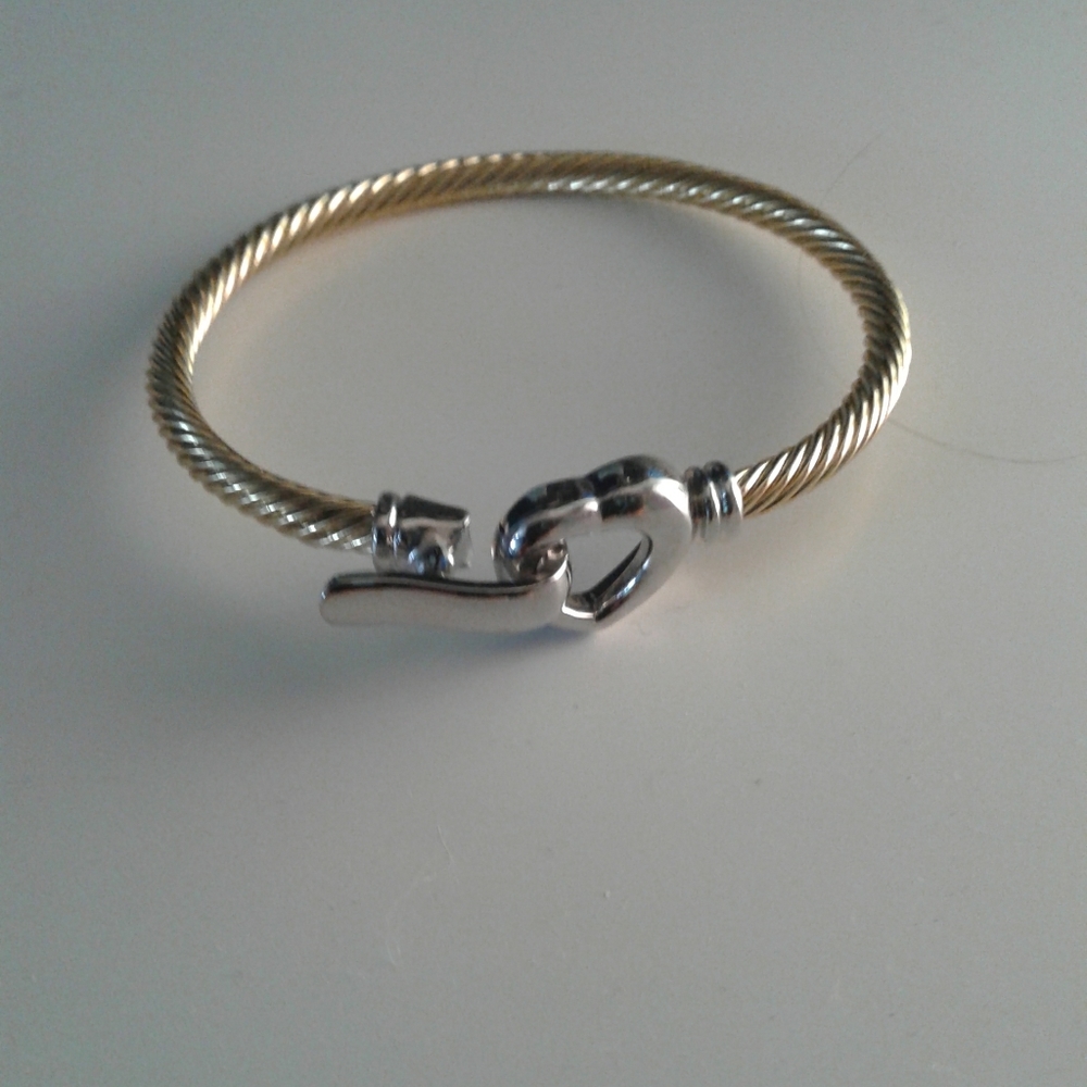 Gold and silver plated heart clasp bracelet
